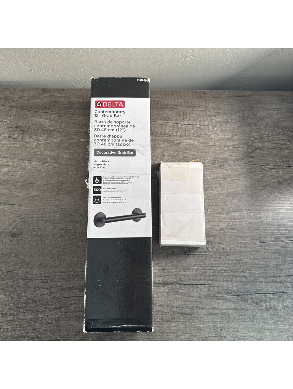 Delta Contemporary 12 in Straight Grab Bar Matte Black ADA 41812-BL